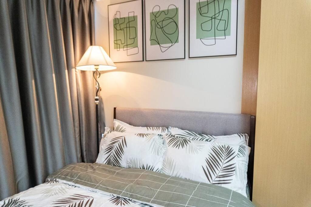 A2J Luxury 2Br Bgc Uptown Suite Near Uptown Mall Manille Extérieur photo